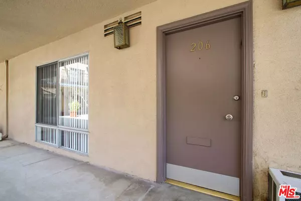West Hollywood, CA 90069,1140 N Clark ST #206