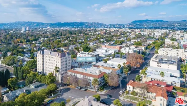 Los Angeles, CA 90004,161 S St Andrews PL