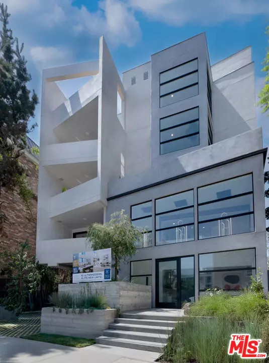 1361 Kelton AVE #502, Los Angeles, CA 90024