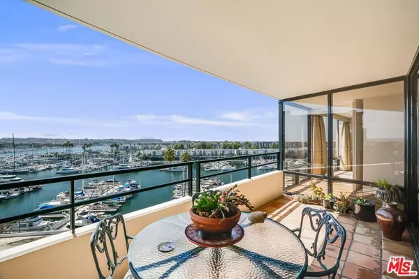 Marina Del Rey, CA 90292,4335 S Marina City DR #544