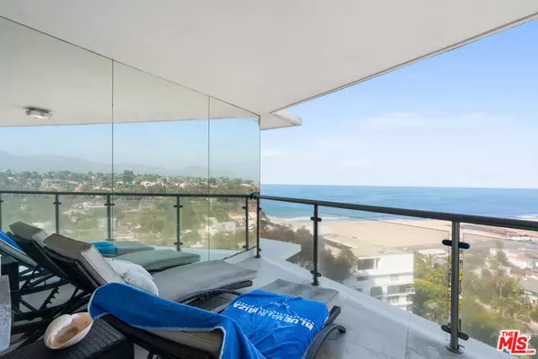 Santa Monica, CA 90402,201 Ocean AVE #909P