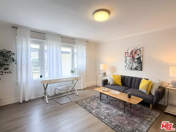 Long Beach, CA 90802,1109 E 1st ST #11