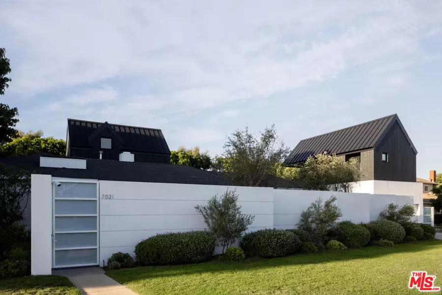 7021 W 83rd ST, Los Angeles, CA 90045