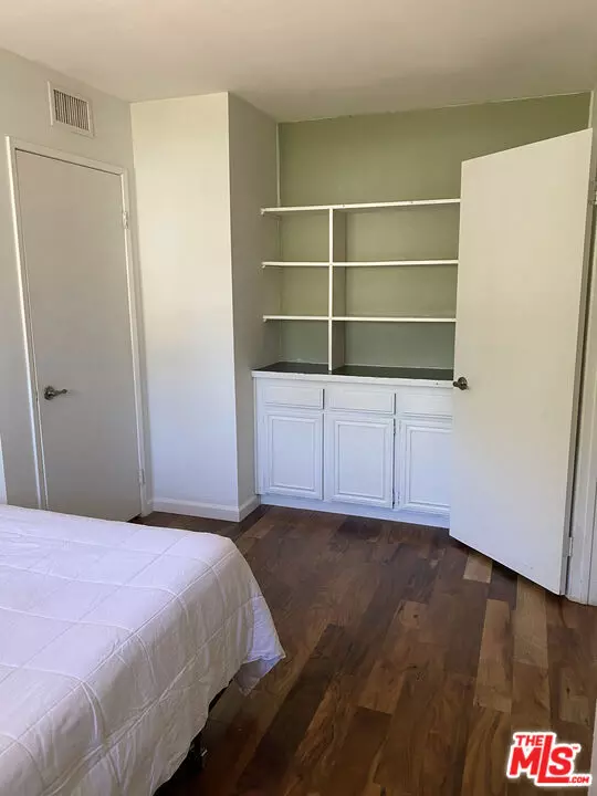 Thousand Oaks, CA 91362,2252 Northpark ST