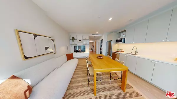 Los Angeles, CA 90012,200 Mesnager ST #236