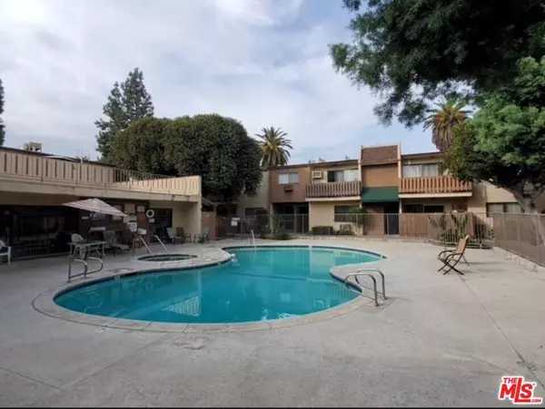 Reseda, CA 91335,17900 Sherman WAY #320
