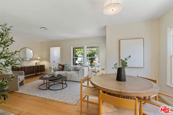 Los Angeles, CA 90045,6410 W 84th PL