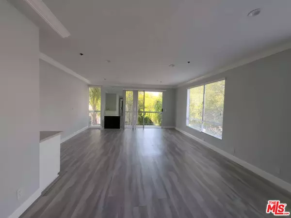 Los Angeles, CA 90025,1844 Thayer AVE #202