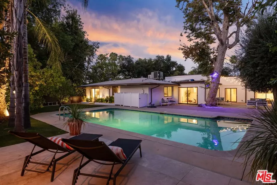 4745 Caritina DR, Tarzana, CA 91356