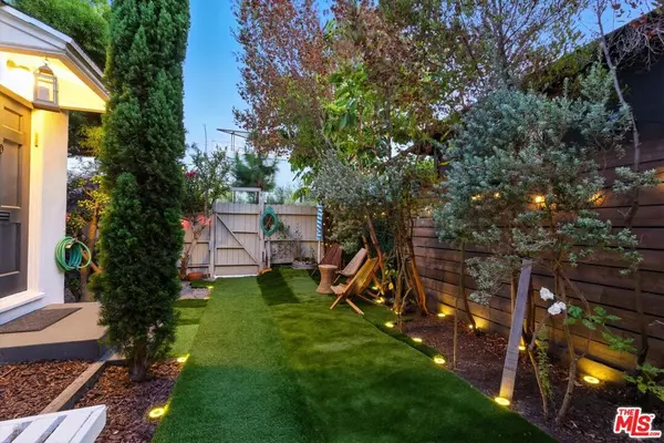 Venice, CA 90291,521 Venice WAY