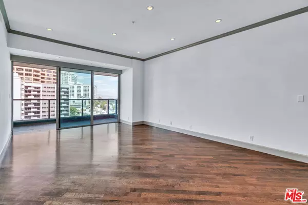 Los Angeles, CA 90024,10490 Wilshire BLVD #1005