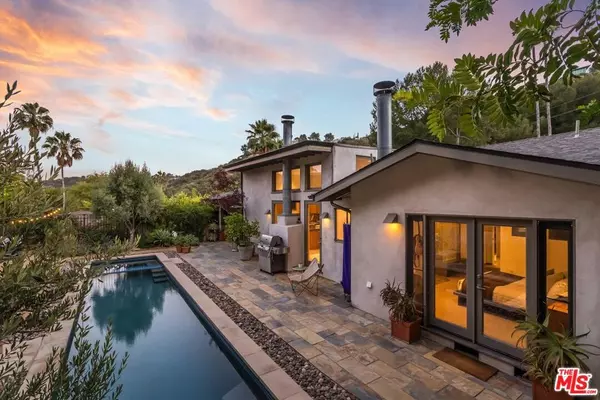 8631 Allenwood RD,  Los Angeles,  CA 90046