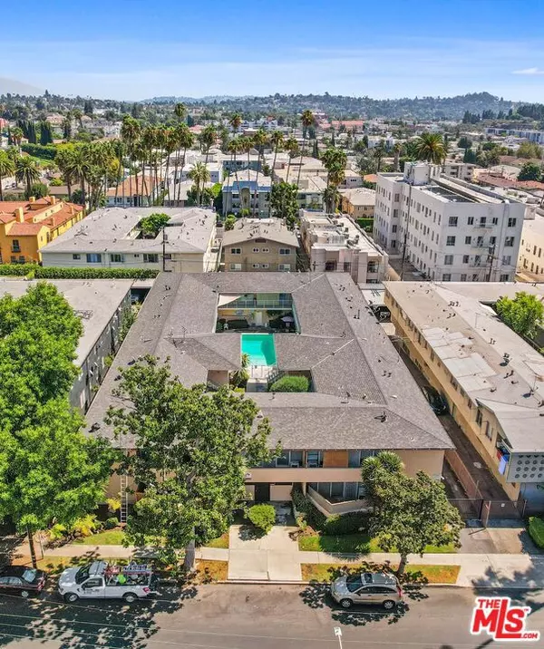 Los Angeles, CA 90027,1834 N Harvard BLVD