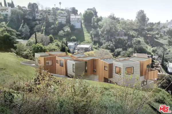 Los Angeles, CA 90065,2322 Yorkshire DR