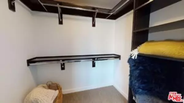 Burbank, CA 91505,3425 W OLIVE AVE #205