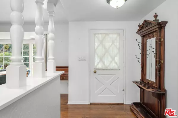 Sherman Oaks, CA 91423,3520 Longridge AVE