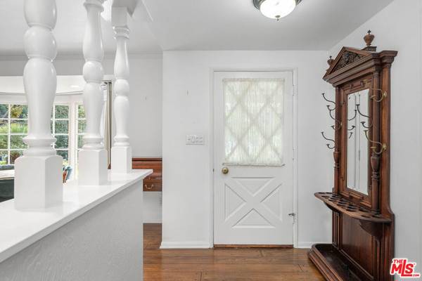 Sherman Oaks, CA 91423,3520 Longridge AVE