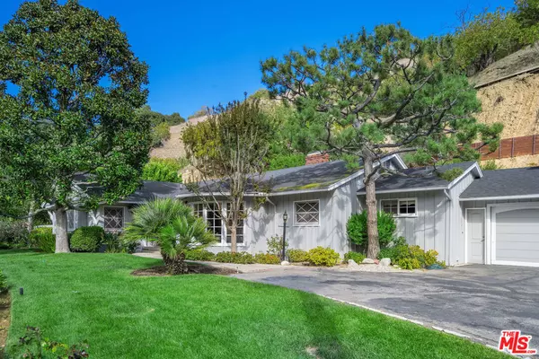 Sherman Oaks, CA 91423,3520 Longridge AVE