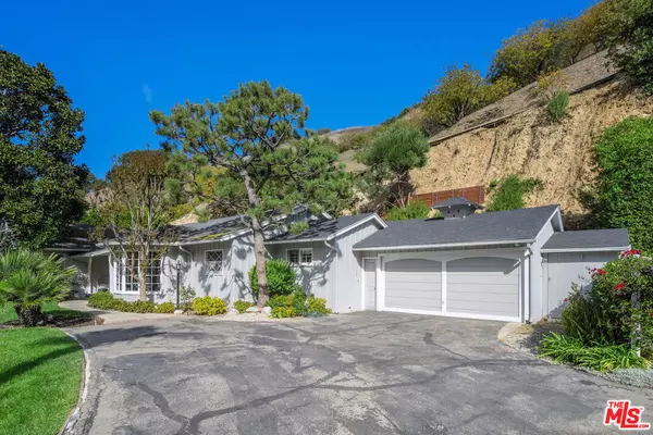 3520 Longridge AVE, Sherman Oaks, CA 91423