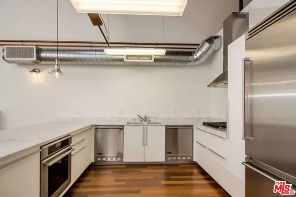 Marina Del Rey, CA 90292,1046 PRINCETON DR #201