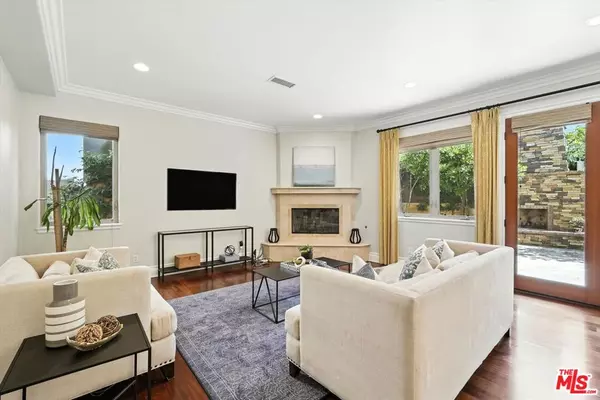 3200 Elm AVE, Manhattan Beach, CA 90266