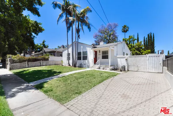 Encino, CA 91436,4747 Firmament AVE