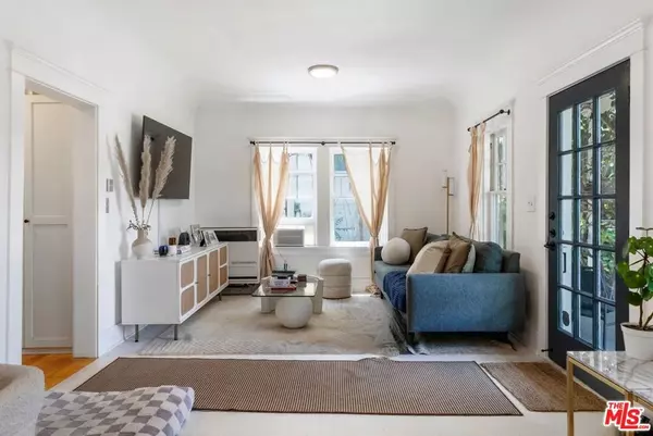 1120 W Edgeware RD, Los Angeles, CA 90026