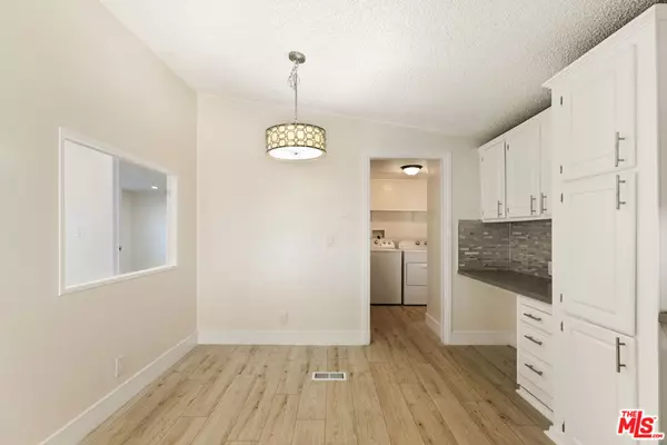 North Hollywood, CA 91605,8250 Lankershim BLVD #198