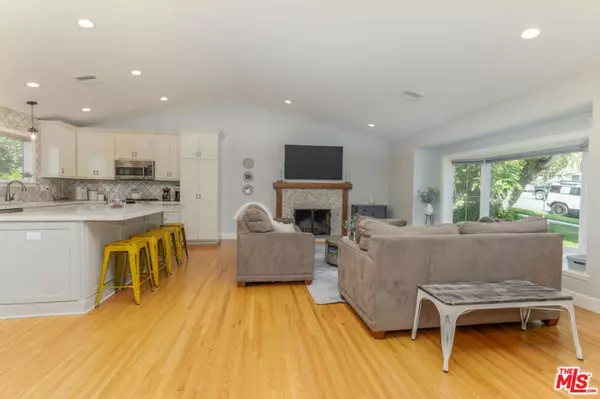 Newbury Park, CA 91320,779 La Grange AVE