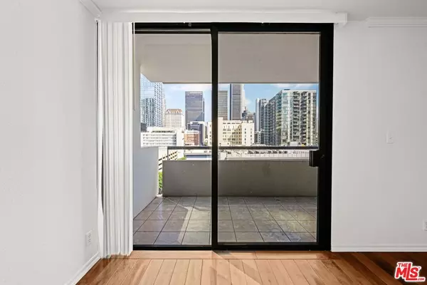 Los Angeles, CA 90015,600 W 9th ST #1206