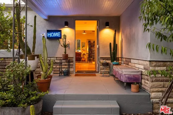 Los Angeles, CA 90042,4911 Malta ST