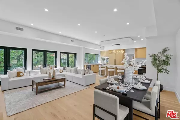 Los Angeles, CA 90024,1737 Warnall AVE