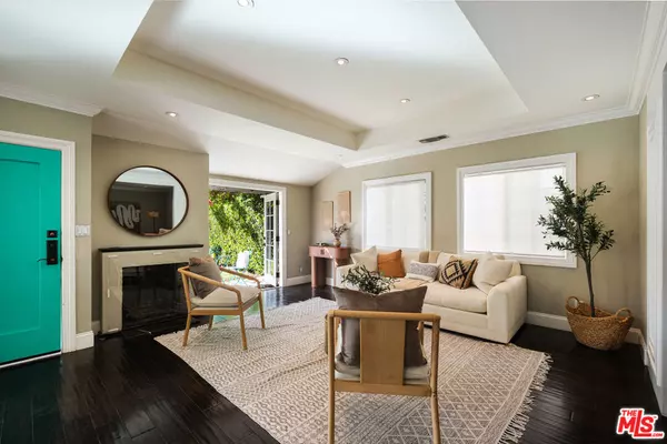 Los Angeles, CA 90046,1620 N Stanley AVE