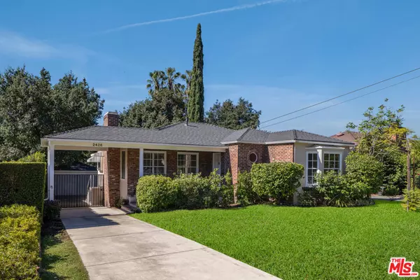 2426 New York DR, Altadena, CA 91001