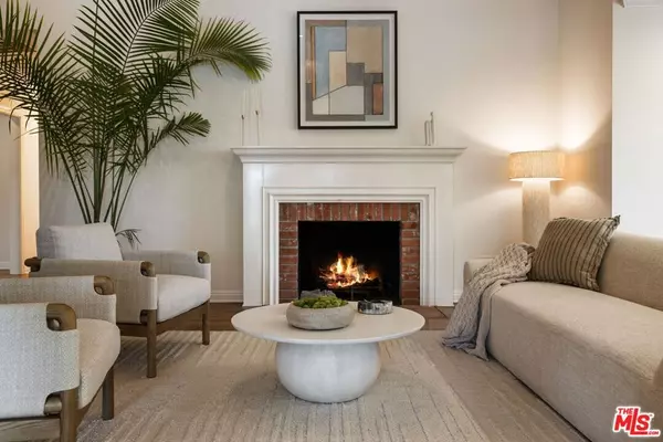 Los Angeles, CA 90077,2229 Stradella RD