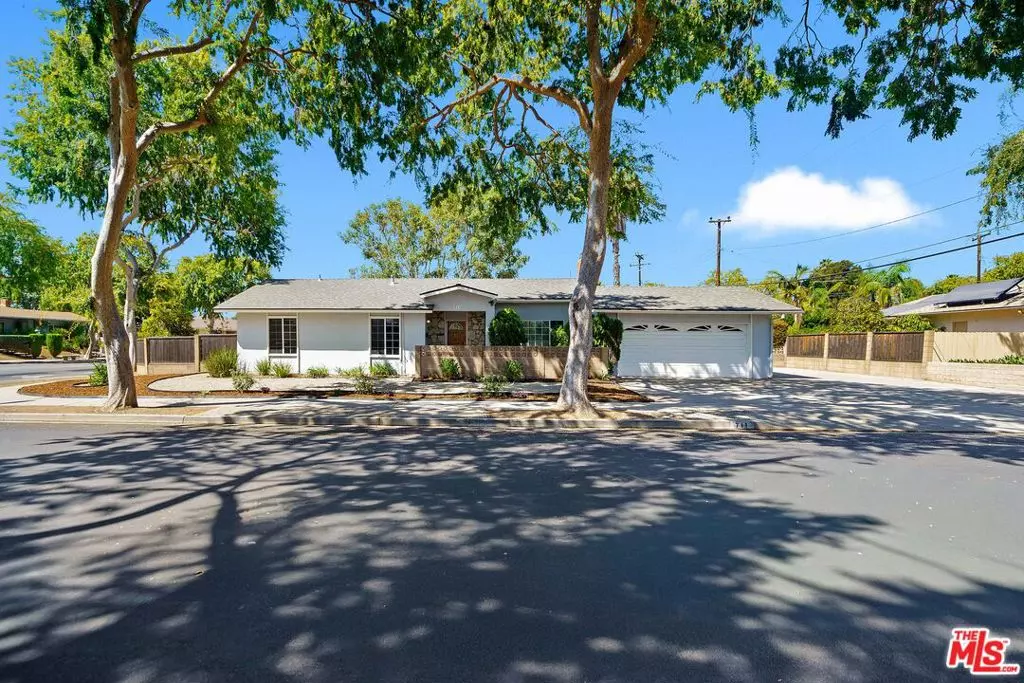 Santa Barbara, CA 93111,711 Dorado DR
