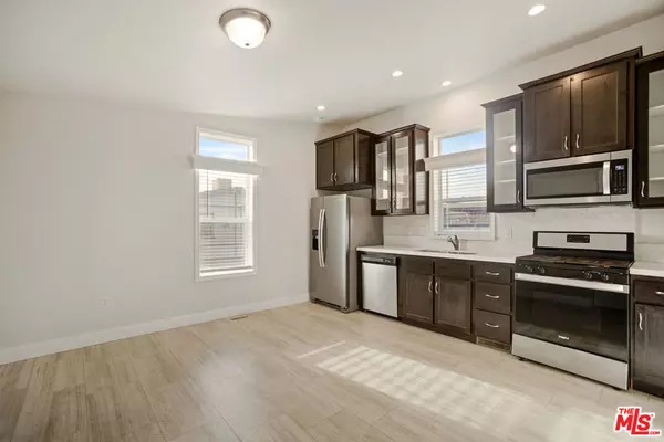North Hollywood, CA 91605,8250 Lankershim BLVD #196