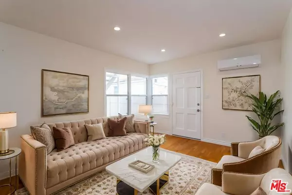 200 W Palmer AVE #B, Glendale, CA 91204