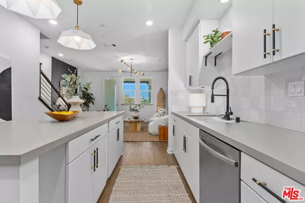 Gardena, CA 90247,1448 Azalea CIR