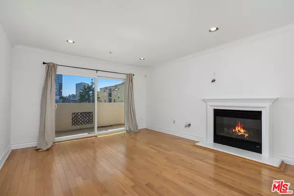 Los Angeles, CA 90025,1246 Armacost AVE #301