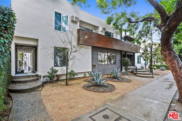8220 Norton AVE, West Hollywood, CA 90046