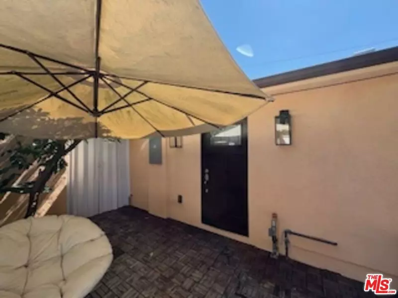 5151 Nagle AVE, Sherman Oaks, CA 91423