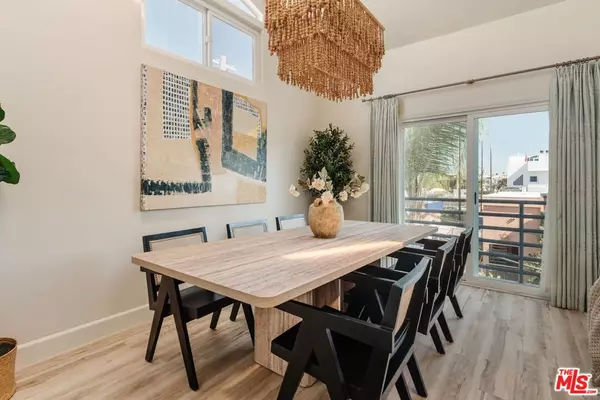 Marina Del Rey, CA 90292,131 Galleon ST #2