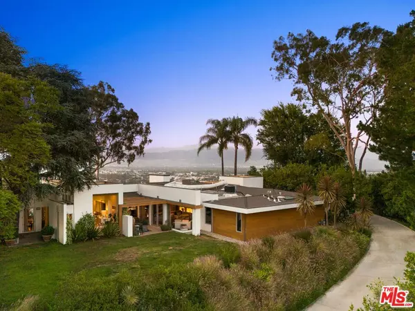 11531 Amanda DR, Studio City, CA 91604