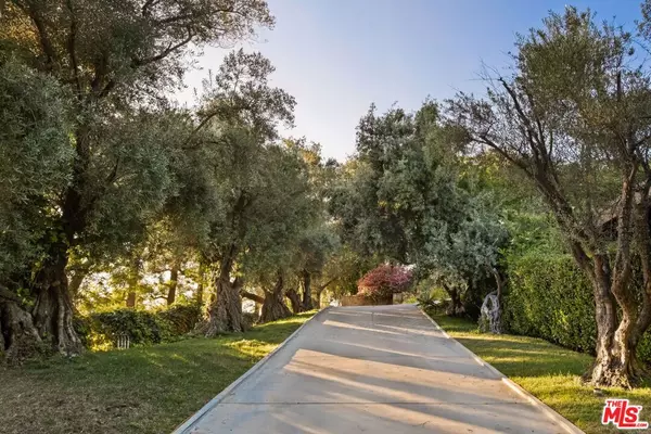 Studio City, CA 91604,11531 Amanda DR