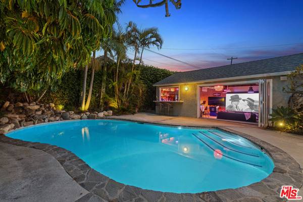 8044 Cowan AVE, Los Angeles, CA 90045