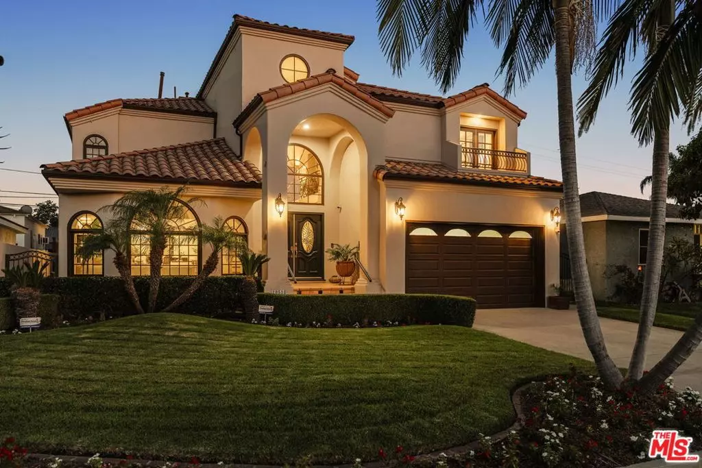 Downey, CA 90241,10518 Haledon AVE