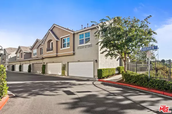 Valencia, CA 91354,27261 Riverview LN