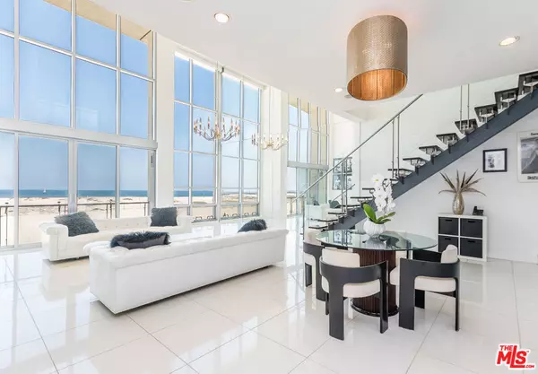 Marina Del Rey, CA 90292,5205 Ocean Front WALK #203