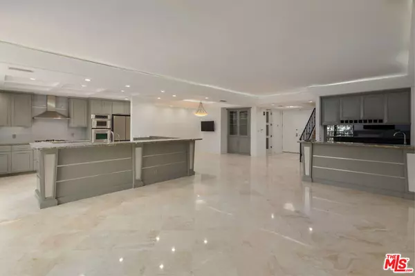 211 S Spalding DR #108S, Beverly Hills, CA 90212